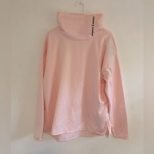BNWT Under Armour Womens Pullover
